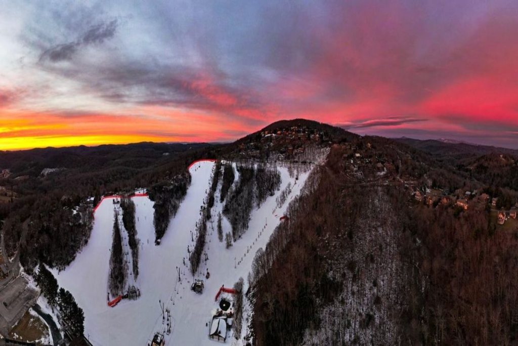 5 Nearby Ski Resorts To Hit The Slopes This Season Near Charlotte